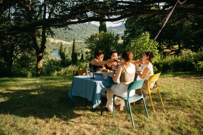 sala attrezzata per incontri o team building